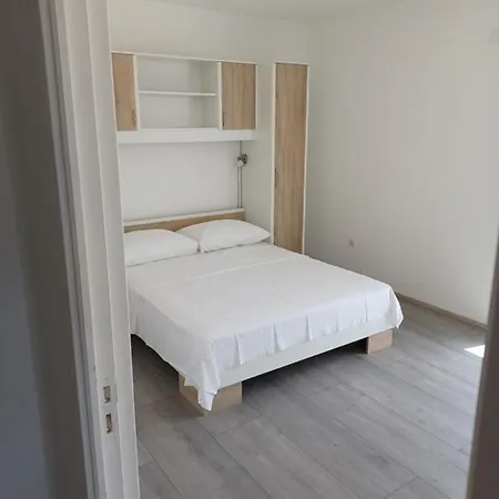 Apartmani Jelic Stanici Exteriér fotografie